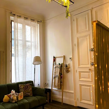 Proche Centre アパート ポアティエ